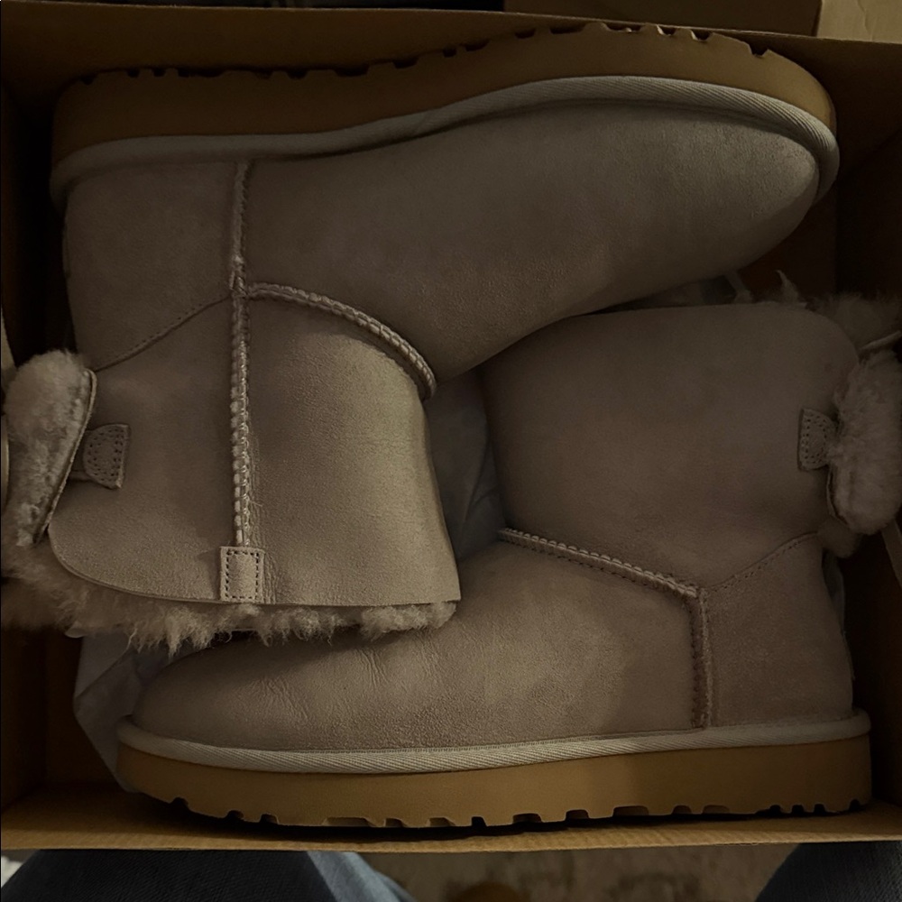 UGG Classic Beige Winter Boots